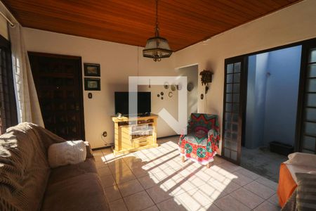 Sala de casa à venda com 4 quartos, 140m² em Santa Tereza, Porto Alegre