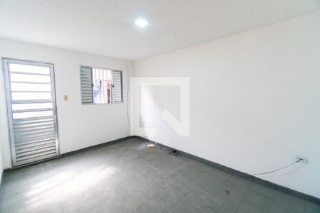 Quarto 1 de casa para alugar com 2 quartos, 75m² em Jardim Lourdes, São Paulo