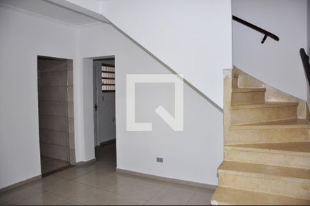 Casa à venda com 3 quartos, 128m² em Jardim Monjolo, São Paulo