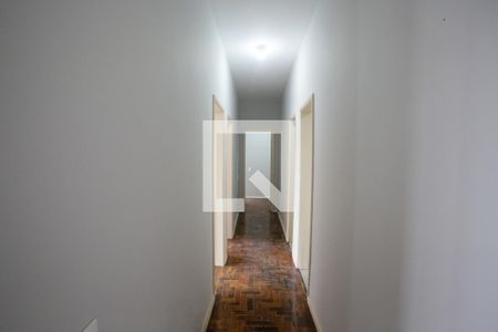 Corredor de apartamento para alugar com 3 quartos, 100m² em Taquara, Rio de Janeiro