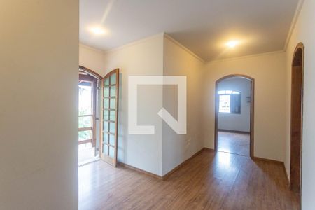 Hall dos quartos  de casa para alugar com 3 quartos, 180m² em Jardim Apura, Diadema