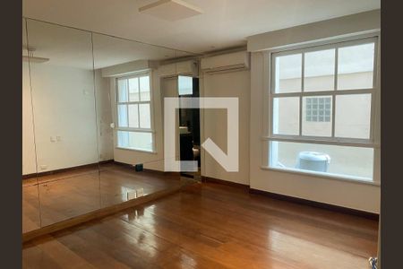 Sala de apartamento à venda com 4 quartos, 100m² em Ipanema, Rio de Janeiro
