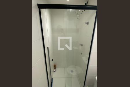Banheiro de apartamento para alugar com 1 quarto, 28m² em Vila Ema, São Paulo