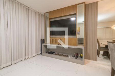 Sala de casa para alugar com 4 quartos, 250m² em Jardim Egle, São Paulo
