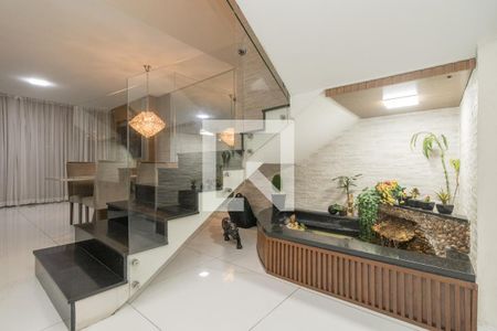 Casa à venda com 4 quartos, 250m² em Jardim Egle, São Paulo
