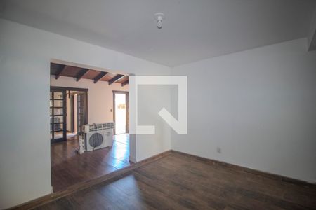 Sala 2 de casa à venda com 3 quartos, 220m² em Guarujá, Porto Alegre