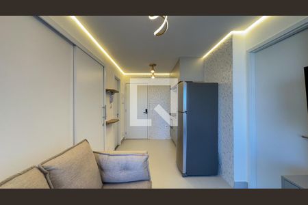 Sala e Cozinha de apartamento para alugar com 2 quartos, 43m² em Santo Amaro, São Paulo