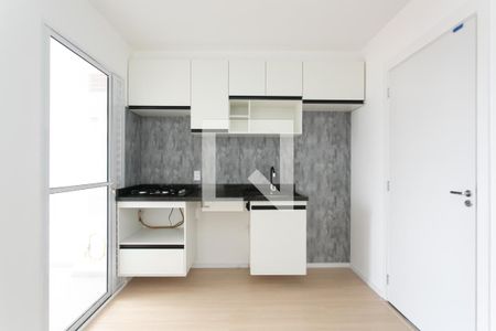 Sala / Cozinha  de apartamento para alugar com 2 quartos, 28m² em Vila Santana, São Paulo