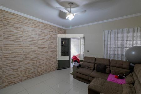 Sala de casa à venda com 5 quartos, 250m² em Artur Alvim, São Paulo