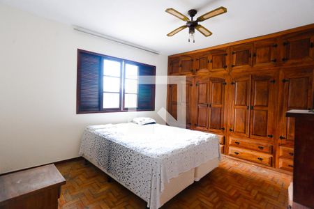 Quarto 2 de casa para alugar com 2 quartos, 75m² em Jardim Celeste, São Paulo