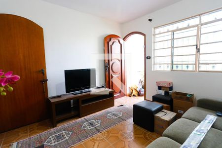 Casa para alugar com 2 quartos, 75m² em Jardim Celeste, São Paulo