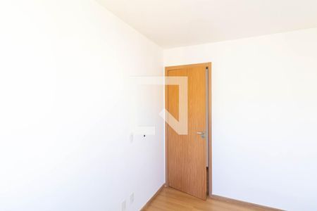 Quarto 1 de apartamento para alugar com 2 quartos, 56m² em Campo Grande, Rio de Janeiro