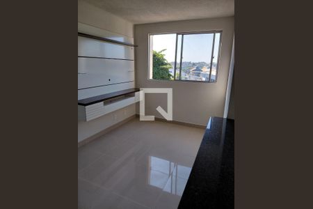 Sala de apartamento para alugar com 2 quartos, 43m² em Honório Gurgel, Rio de Janeiro