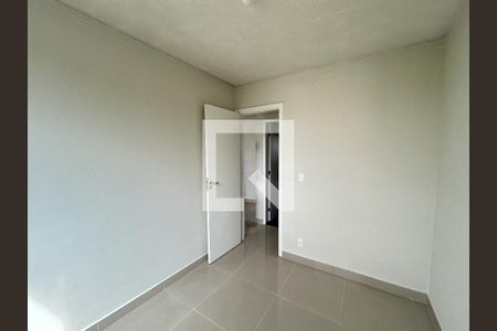 Quarto 1 de apartamento para alugar com 2 quartos, 43m² em Honório Gurgel, Rio de Janeiro