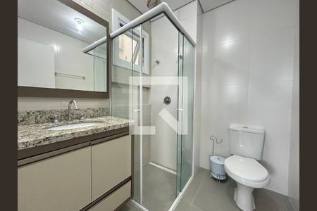 Banheiro  de kitnet/studio para alugar com 1 quarto, 42m² em Ribeirão da Ilha, Florianópolis