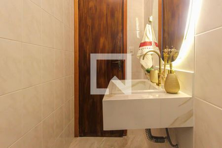 Lavabo de casa à venda com 3 quartos, 270m² em Vila Lucia, São Paulo