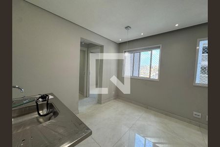 Sala/Cozinha de apartamento para alugar com 2 quartos, 36m² em Jaguaribe, Osasco