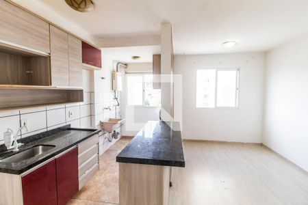 Sala  de apartamento para alugar com 2 quartos, 44m² em Vila da Oportunidade, Carapicuíba