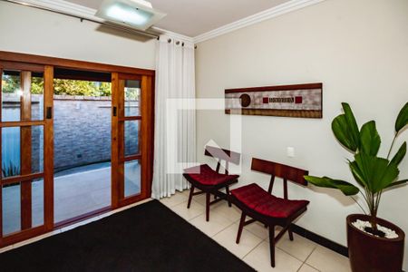 Casa à venda com 3 quartos, 400m² em Paquetá, Belo Horizonte