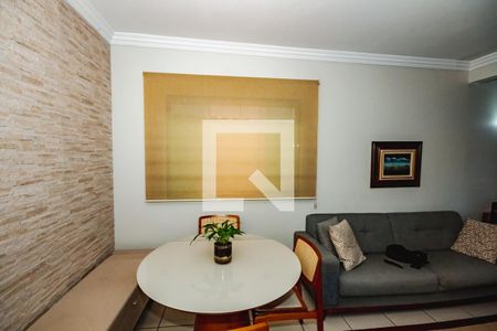 Casa à venda com 3 quartos, 400m² em Paquetá, Belo Horizonte