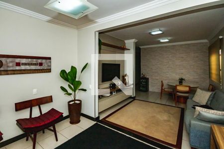 Casa à venda com 3 quartos, 400m² em Paquetá, Belo Horizonte