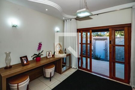 Casa à venda com 3 quartos, 400m² em Paquetá, Belo Horizonte