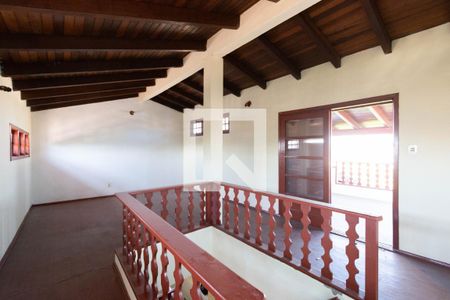 Casa para alugar com 3 quartos, 370m² em Niterói, Canoas