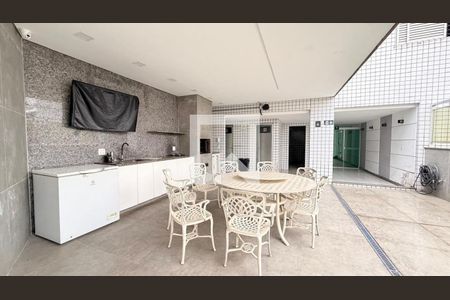 Apartamento para alugar com 3 quartos, 173m² em União, Belo Horizonte