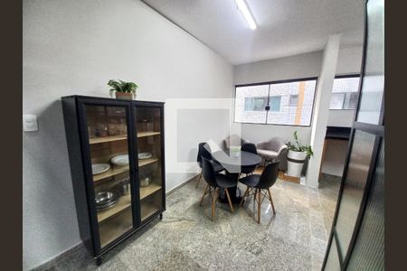 Sala de apartamento para alugar com 1 quarto, 65m² em Centro, São Vicente