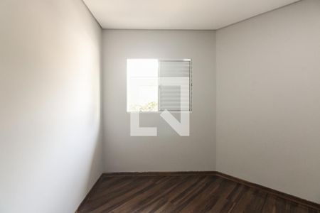 Quarto 1 de casa para alugar com 2 quartos, 80m² em Vila Aricanduva, São Paulo