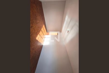 Sala de casa para alugar com 3 quartos, 327m² em Vila Carminha, Campinas