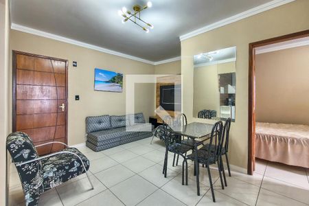 Sala de apartamento para alugar com 1 quarto, 48m² em Maracanã, Praia Grande