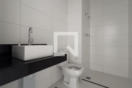 Banheiro de apartamento à venda com 1 quarto, 27m² em Centro, Guarulhos