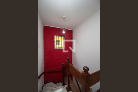 Escada de casa à venda com 3 quartos, 188m² em Jardim Marisa, São Paulo