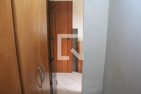 Closet da suíte de casa para alugar com 4 quartos, 600m² em Osvaldo Cruz, São Caetano do Sul