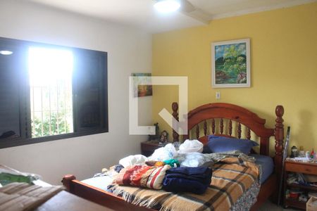 Suíte de casa para alugar com 4 quartos, 600m² em Osvaldo Cruz, São Caetano do Sul