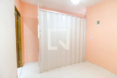 Quarto 1 de casa para alugar com 2 quartos, 100m² em Cidade Tiradentes, São Paulo