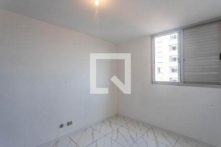 Quarto 1  de apartamento para alugar com 2 quartos, 55m² em Taboão, Diadema