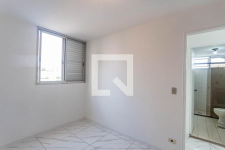 Quarto 1  de apartamento para alugar com 2 quartos, 55m² em Taboão, Diadema