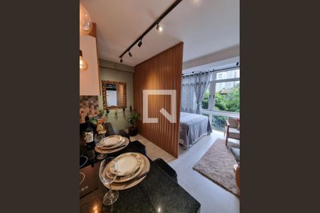Sala / Quarto de apartamento para alugar com 1 quarto, 36m² em Centro Histórico de São Paulo, São Paulo