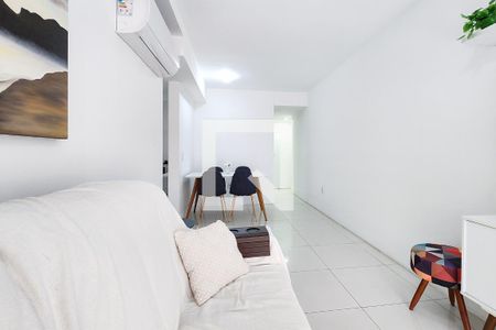 Sala  de apartamento à venda com 2 quartos, 72m² em Vila Isabel, Rio de Janeiro