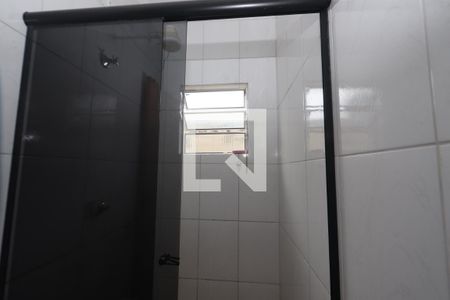 Banheiro de casa para alugar com 1 quarto, 40m² em Jardim Novo Carrao, São Paulo