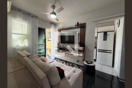 Sala de apartamento para alugar com 2 quartos, 52m² em Taquara, Rio de Janeiro