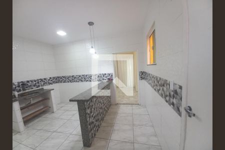 Casa para alugar com 2 quartos, 76m² em Realengo, Rio de Janeiro