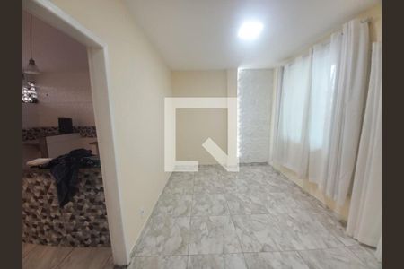 Casa para alugar com 2 quartos, 76m² em Realengo, Rio de Janeiro