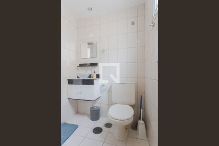 Banheiro de apartamento para alugar com 1 quarto, 33m² em Pinheiros, São Paulo