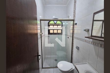 Banheiro da Suíte 1 de casa para alugar com 3 quartos, 175m² em Maracanã, Praia Grande