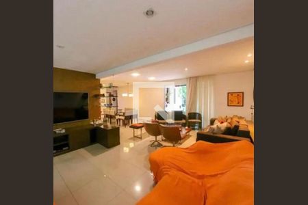 Apartamento para alugar com 4 quartos, 230m² em Buritis, Belo Horizonte