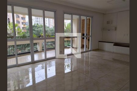 Apartamento à venda com 3 quartos, 160m² em Moema, São Paulo