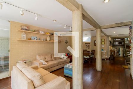 Sala de casa à venda com 3 quartos, 350m² em Vila Galvão, Guarulhos